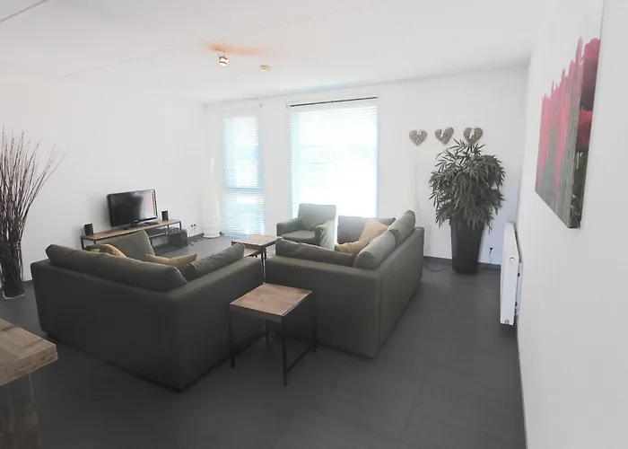 شقة Heerlijke In Egmond إغموند آن زي